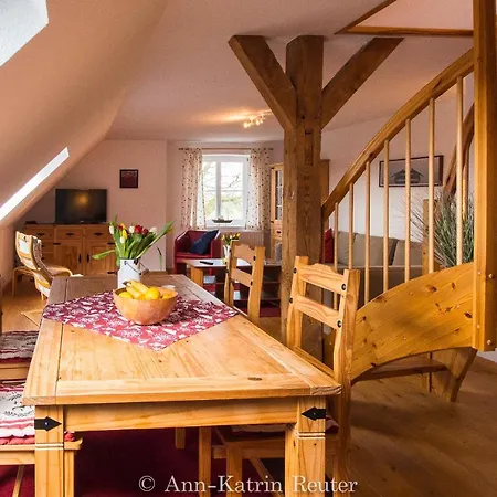 Gutshof Dubnitz -ferienwohnung 9  Elsa Sassnitz