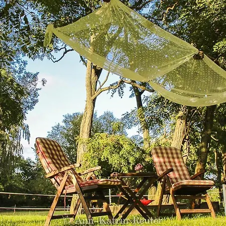 Gutshof Dubnitz -ferienwohnung 9  Elsa * Sassnitz